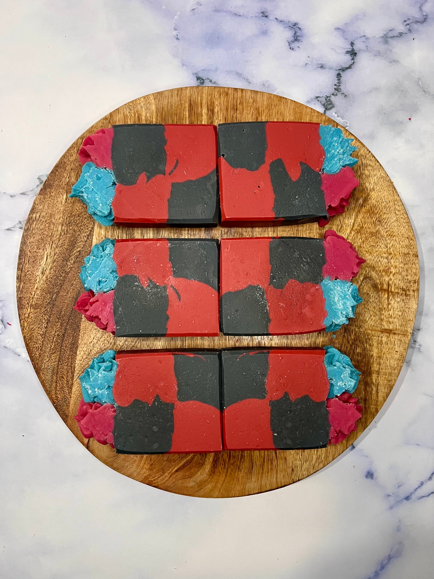 Harley Quinn - Pomegranate, Amber & Musk