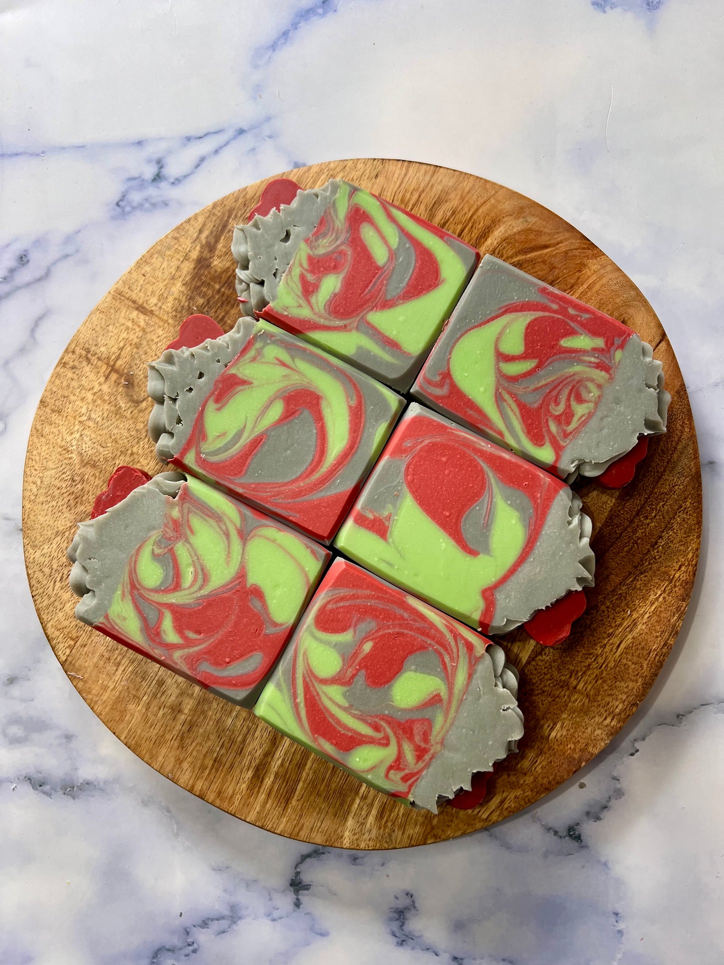 Christmas Kiss - Mistletoe, Berry & Vetiver