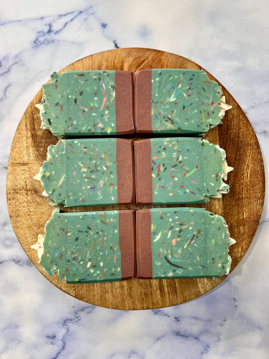 Mr Claus - Pine Needle & Orchid