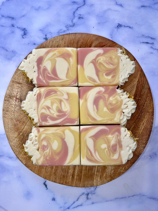 Delilah - Daisy, Mandarin & White Tea